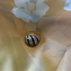 Black and gold plated ring